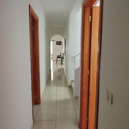 Ferienhaus Mit Privatpool Fuer 20 Personen Und 2 Kinder In Macher, Lanzarote *