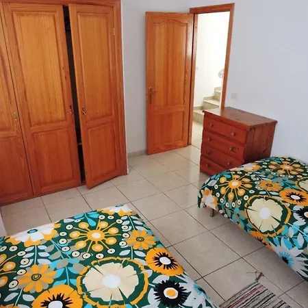 Ferienhaus Mit Privatpool Fuer 20 Personen Und 2 Kinder In Macher, Lanzarote Casa vacanze