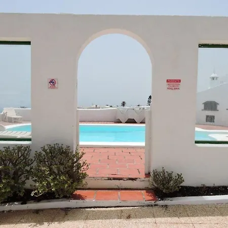 Ferienhaus Mit Privatpool Fuer 20 Personen Und 2 Kinder In Macher, Lanzarote Сasa de vacaciones Mácher